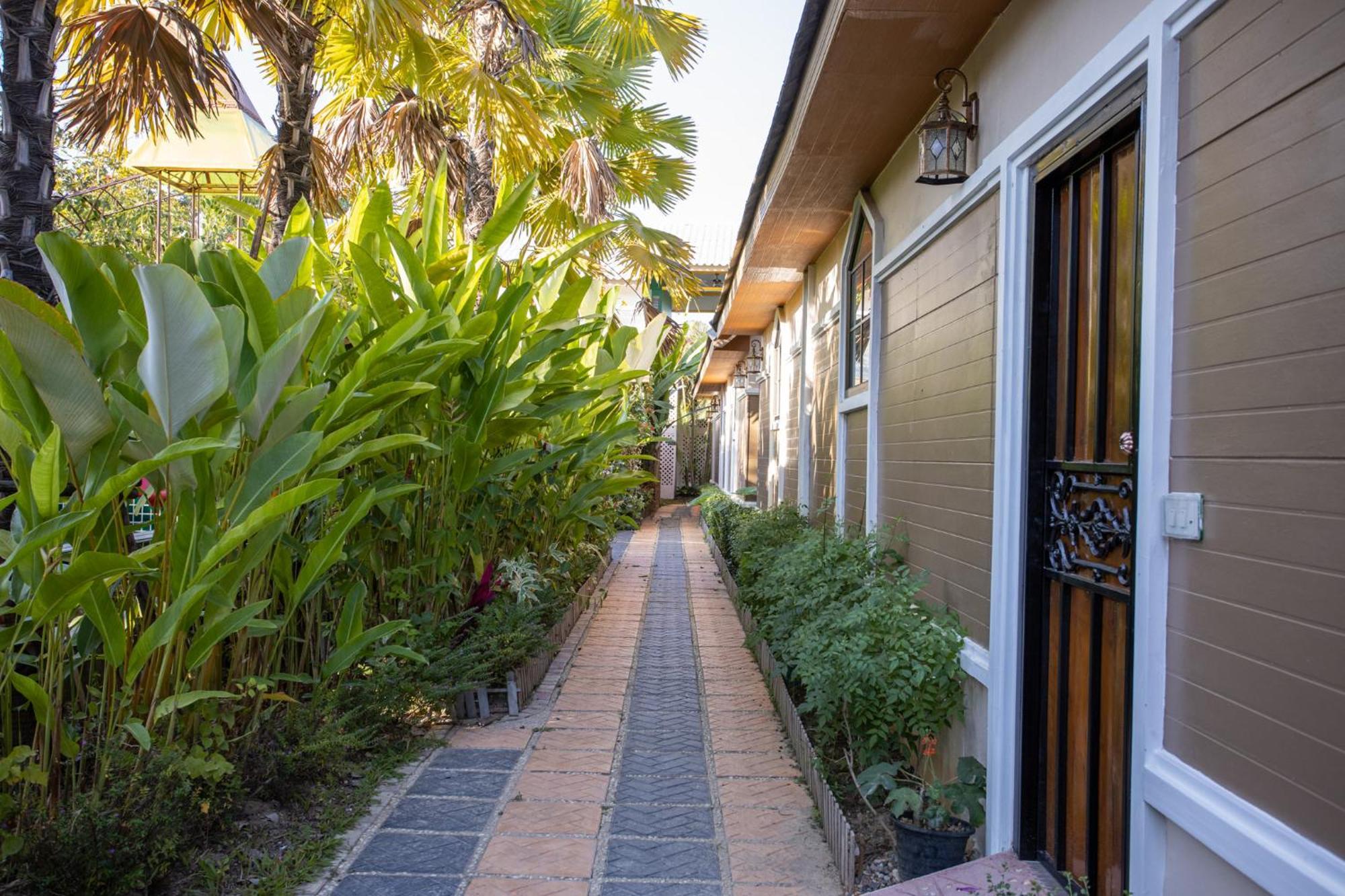 Mana-An Lake Hill Resort มานาอันเลคฮิลล์รีสอร์ต Chiang Mai Exterior foto